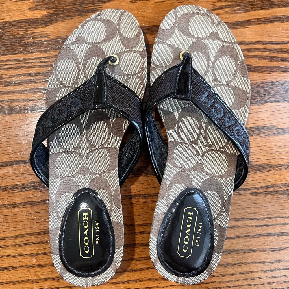 Coach Skyler Signature Flip Flop Thong Sandals